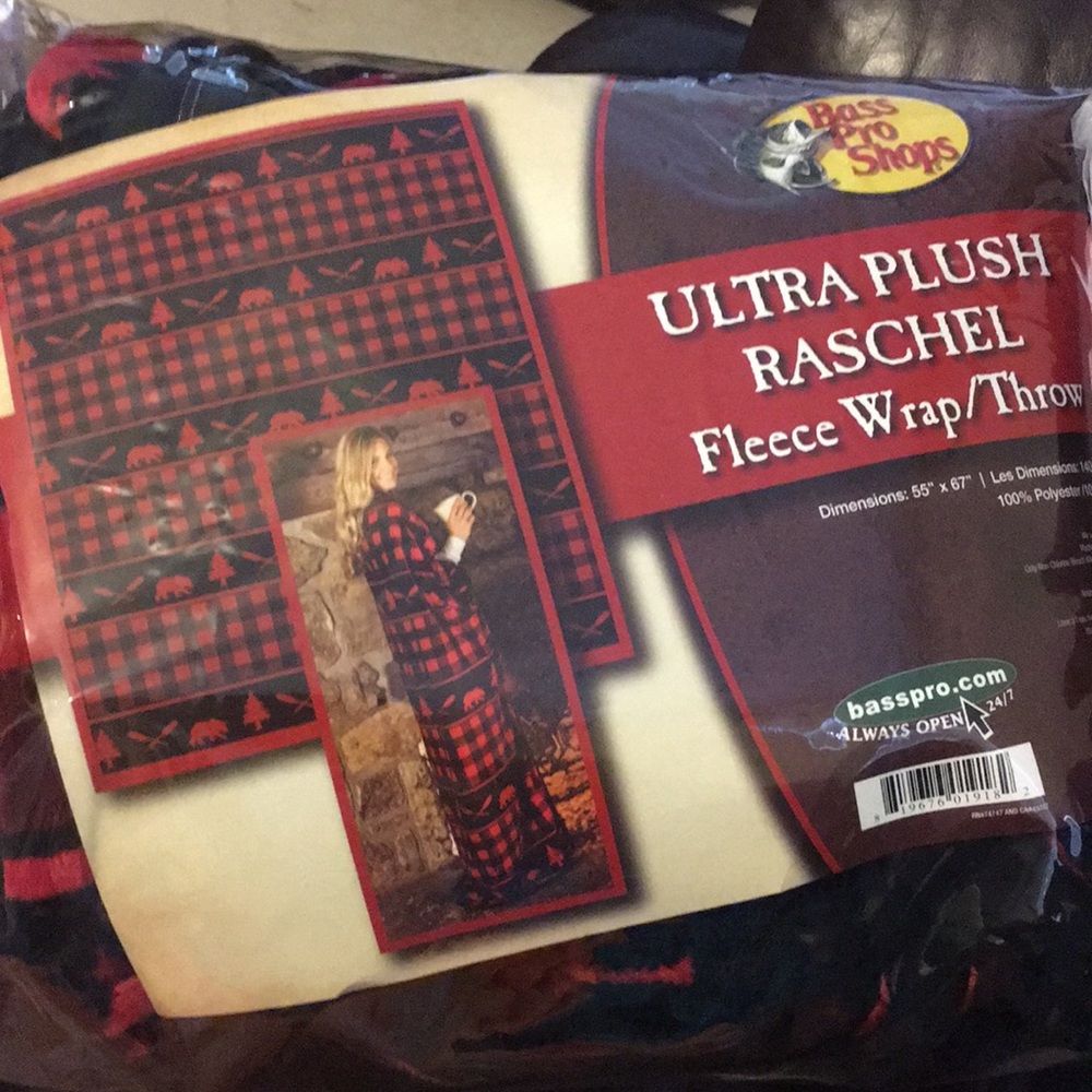 Bass pro fleece wrap/throw